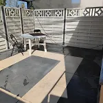 Rene Deluxe 2 In Einer Wg Mit Gemeinschaftsküche Apartamento