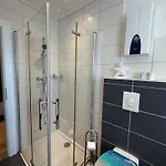 Apartamento Rene Deluxe 2 In Einer Wg Mit Gemeinschaftsküche *