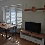 Rene Deluxe 2 In Einer Wg Mit Gemeinschaftsküche Apartamento