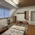Rene Deluxe 2 In Einer Wg Mit Gemeinschaftsküche