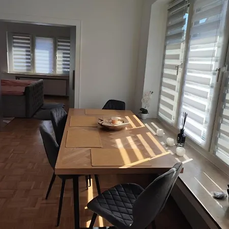 Rene Deluxe Apartament 2 Zimmer In Einer Wg Mit Gemeinschaftskueche Oberhausen (North Rhine-Westphalia)