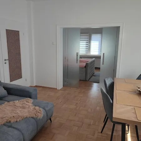 Rene Deluxe Apartament 2 Zimmer In Einer Wg Mit Gemeinschaftskueche *