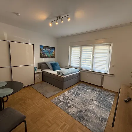 Rene Deluxe Apartament 2 Zimmer In Einer Wg Mit Gemeinschaftskueche * Oberhausen (North Rhine-Westphalia)