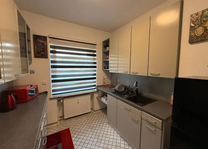 Rene Deluxe 2 In Einer Wg Mit Gemeinschaftskueche Apartament Oberhausen (North Rhine-Westphalia)