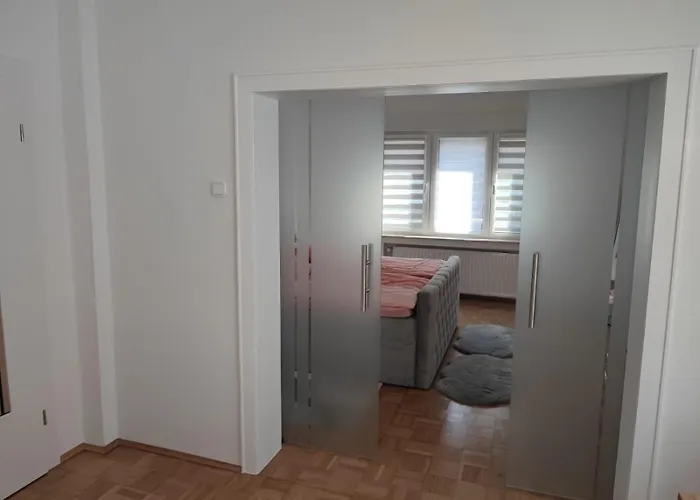 Apartament Rene Deluxe 2 In Einer Wg Mit Gemeinschaftskueche *