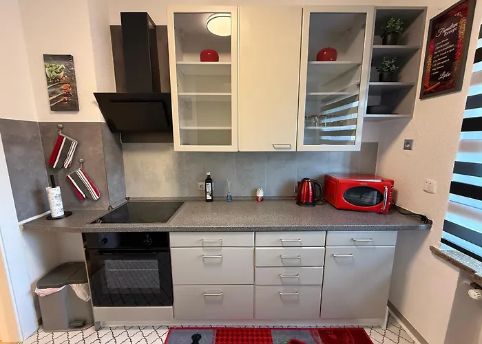 Rene Deluxe 2 In Einer Wg Mit Gemeinschaftskueche Apartament Oberhausen (North Rhine-Westphalia)