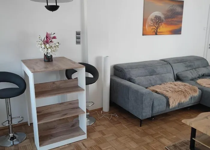 Rene Deluxe 2 In Einer Wg Mit Gemeinschaftskueche Apartament Oberhausen (North Rhine-Westphalia)