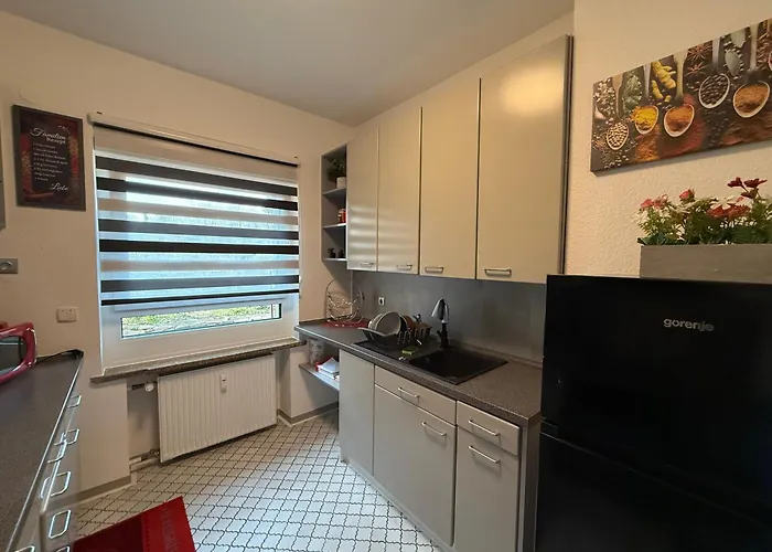 Apartament Rene Deluxe 2 In Einer Wg Mit Gemeinschaftskueche Oberhausen (North Rhine-Westphalia)