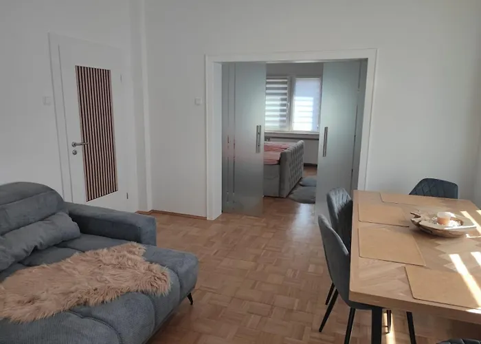 Rene Deluxe 2 In Einer Wg Mit Gemeinschaftskueche *