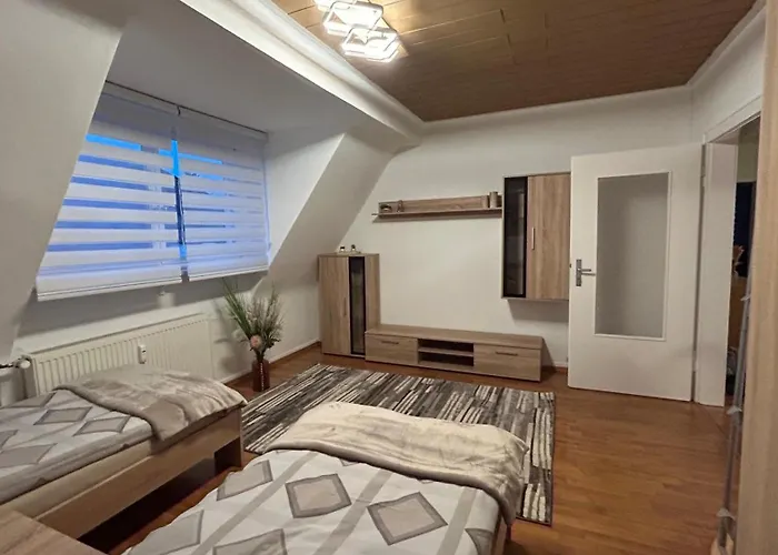 Rene Deluxe 2 In Einer Wg Mit Gemeinschaftskueche